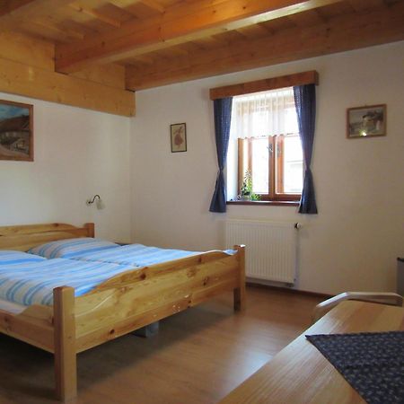 Penzion V Podhradi Stramberk Room photo